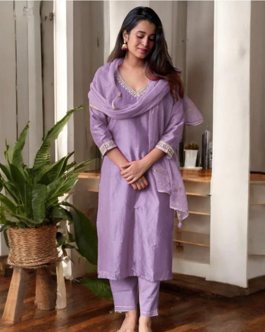 Women’s Elegant Kurta Pant Dupatta Set