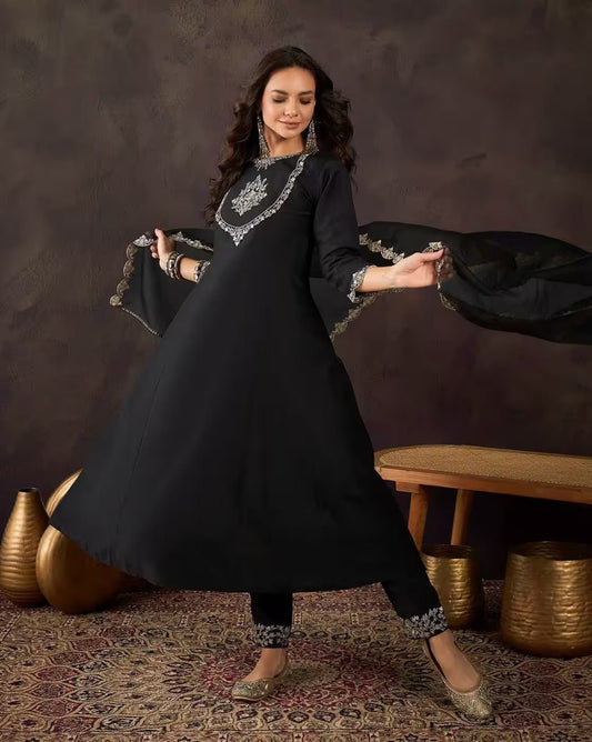 Women’s Black Chinon Embroidered Kurta Pant Set with Tabby Dupatta | Elegant Ethnic Party Wear Suit Set